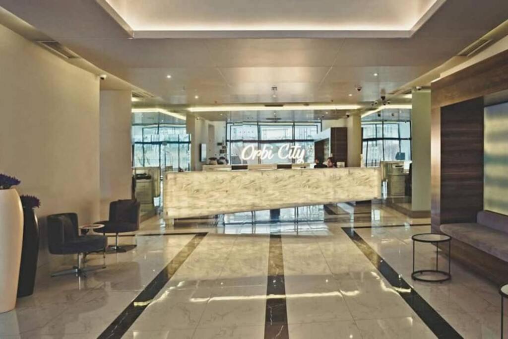 1-Bedroom Studio Apartment In Orbi City - Side Seaview 바투미 외부 사진